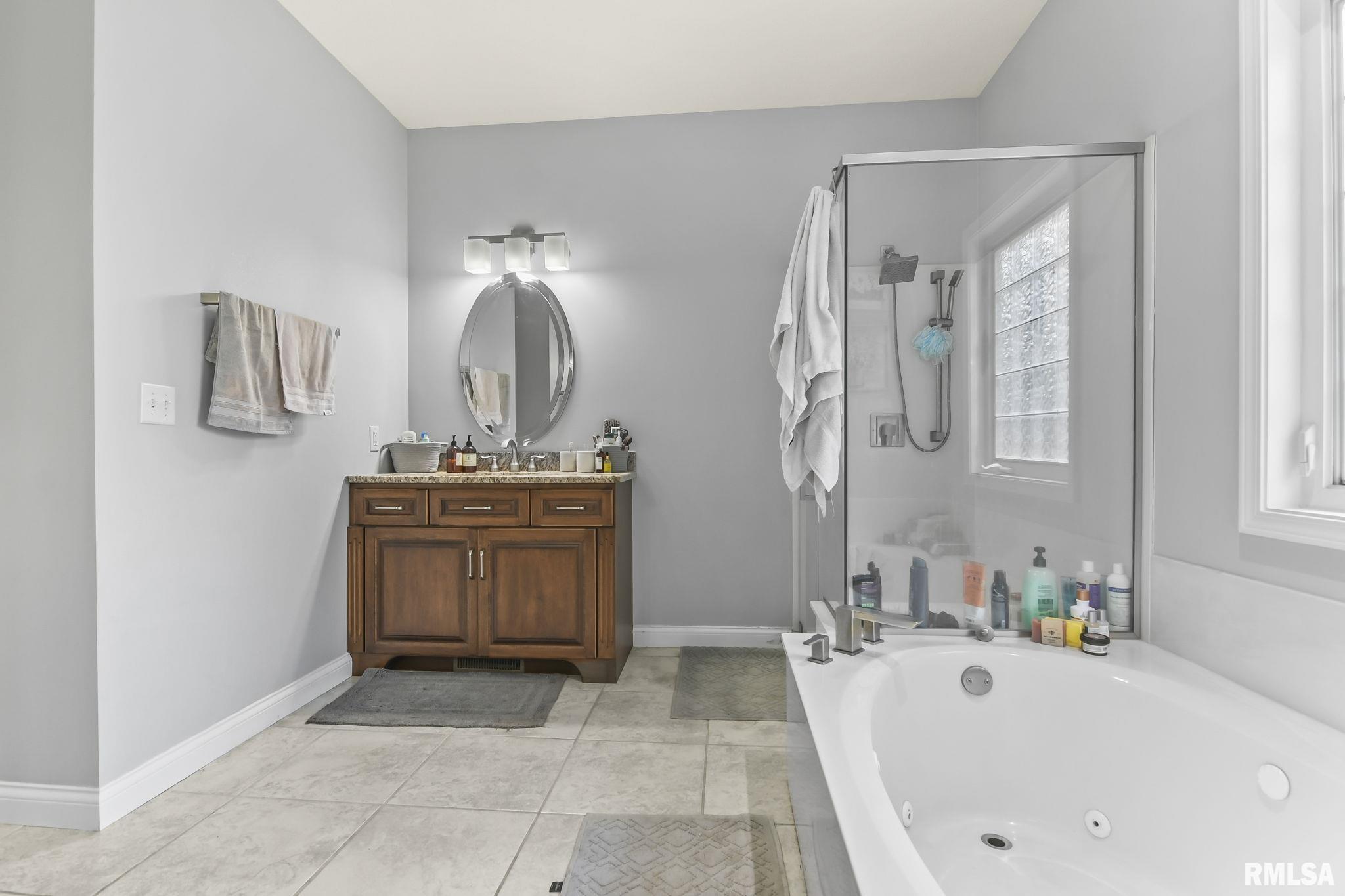 1308 Ravenswood Road Springfield, IL 62711 - Photo 20 of 35