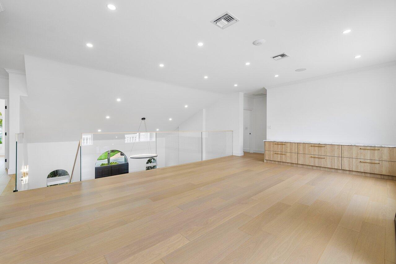 1366 Southwest 4th Court Boca Raton, FL 33432 - Photo 27 of 43 027-1366Southwest4thCourt-BocaRaton-FL-3