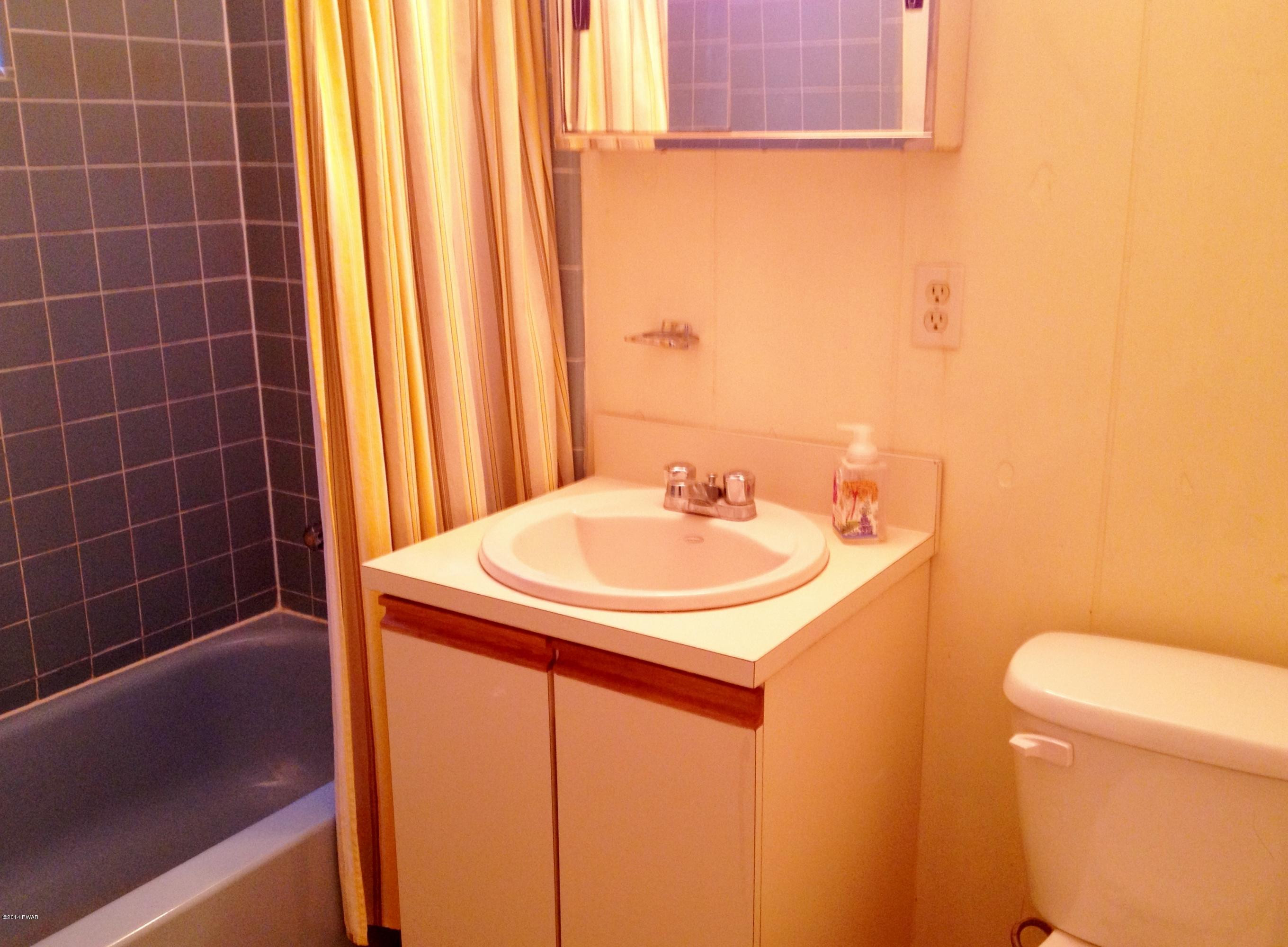 251 Gold Key Road Milford, PA 18337 - Photo 16 of 38