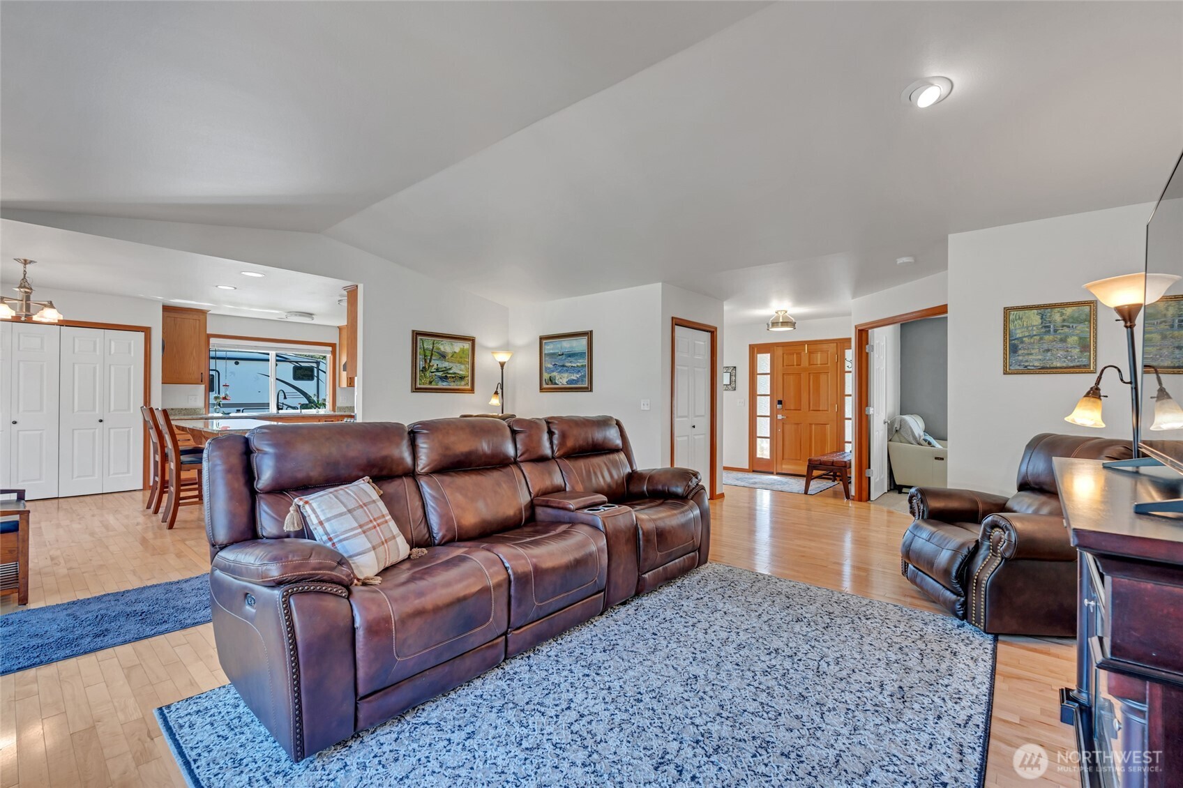 451 Rhododendron Drive Sequim, WA 98382 - Photo 4 of 40