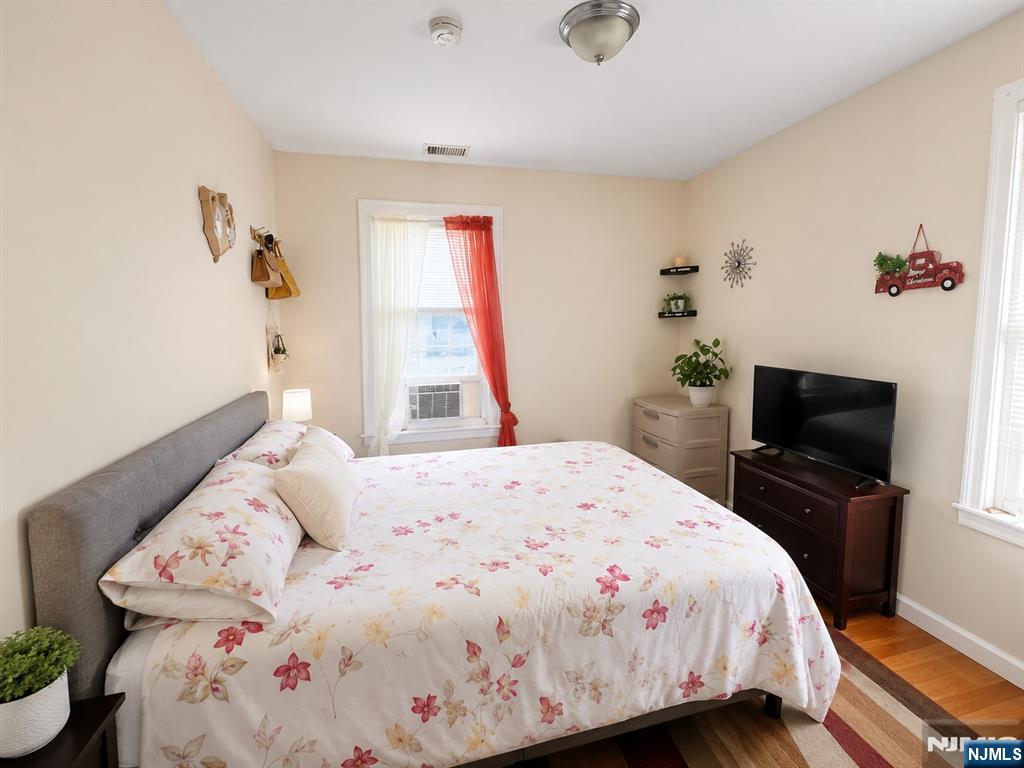 314 Smith Street Newark, NJ 07106 - Photo 10 of 17