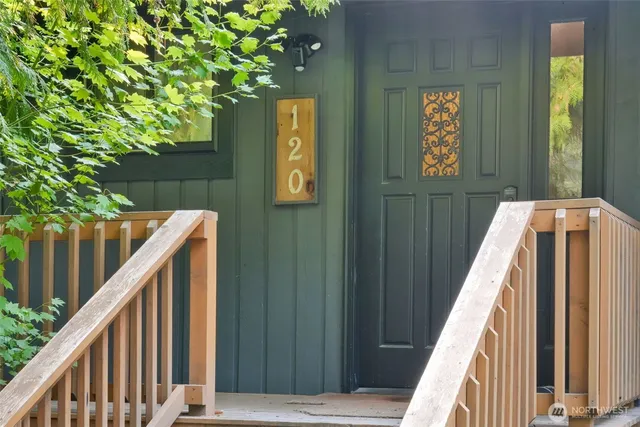 $639,950 | 120 Rainbow Lane, Packwood, WA 98361