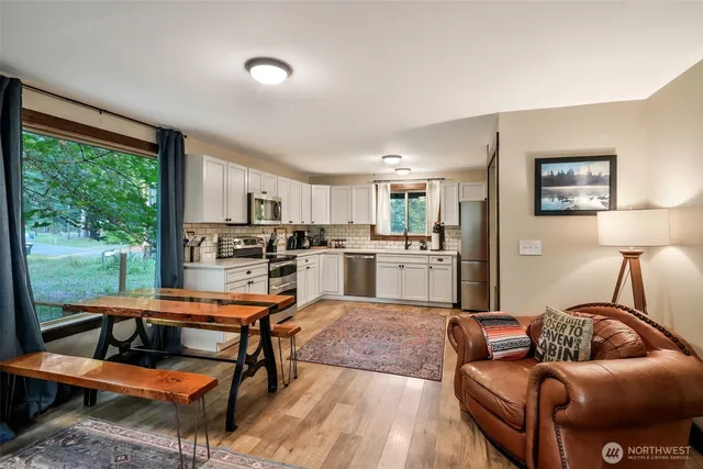 $639,950 | 120 Rainbow Lane, Packwood, WA 98361