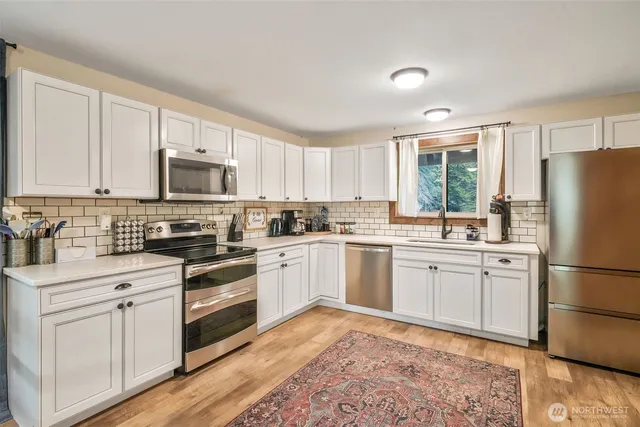 $639,950 | 120 Rainbow Lane, Packwood, WA 98361