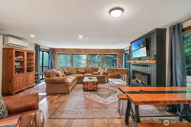 $639,950 | 120 Rainbow Lane, Packwood, WA 98361