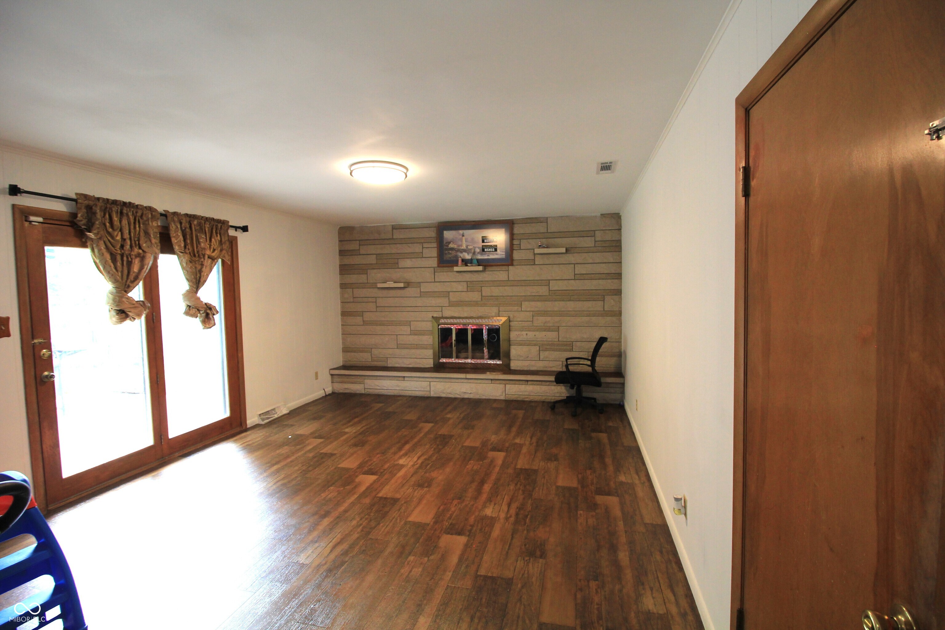801 Reda Road Indianapolis, IN 46227 - Photo 7 of 40