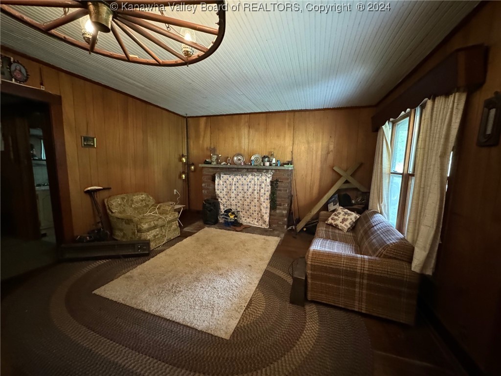 4986 Elk River Road Procious, WV 25164 - Photo 11 of 35 Gallery Image 11