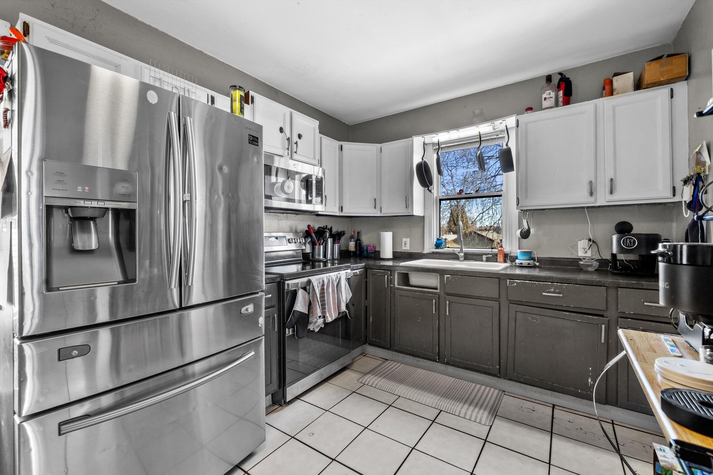 7313 38th Avenue Kenosha, WI 53142 - Photo 12 of 32 13-IMG_2651