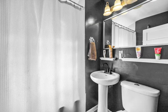 $200,000 | 7313 38th Avenue, Kenosha, WI 53142