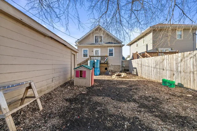 $200,000 | 7313 38th Avenue, Kenosha, WI 53142