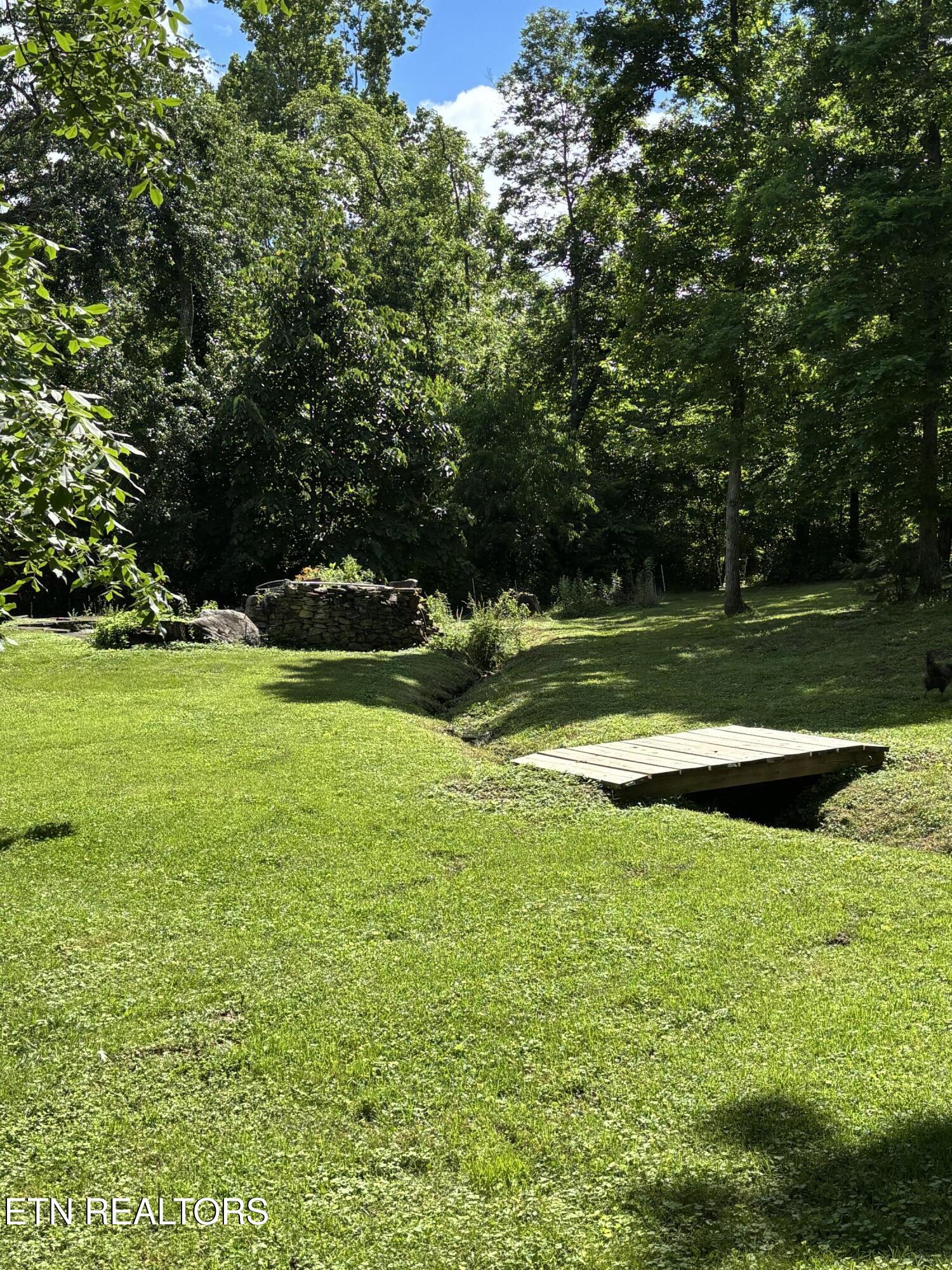 975 Lawson Road Crossville, TN 38571 - Photo 36 of 41 IMG_8499