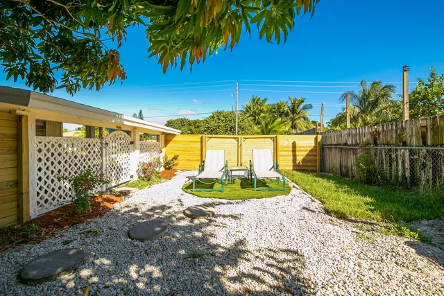 $3,100 | 609 South Arnold Avenue, Lantana, FL 33462