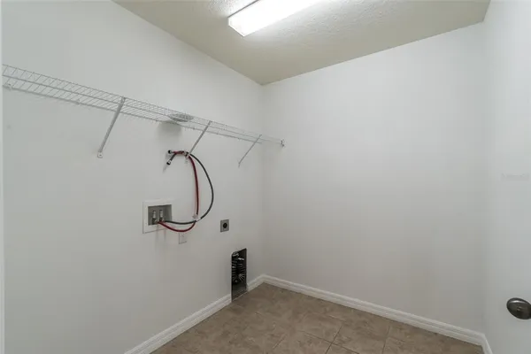 $2,400 | 11220 Gold Compass Street, Gibsonton, FL 33534