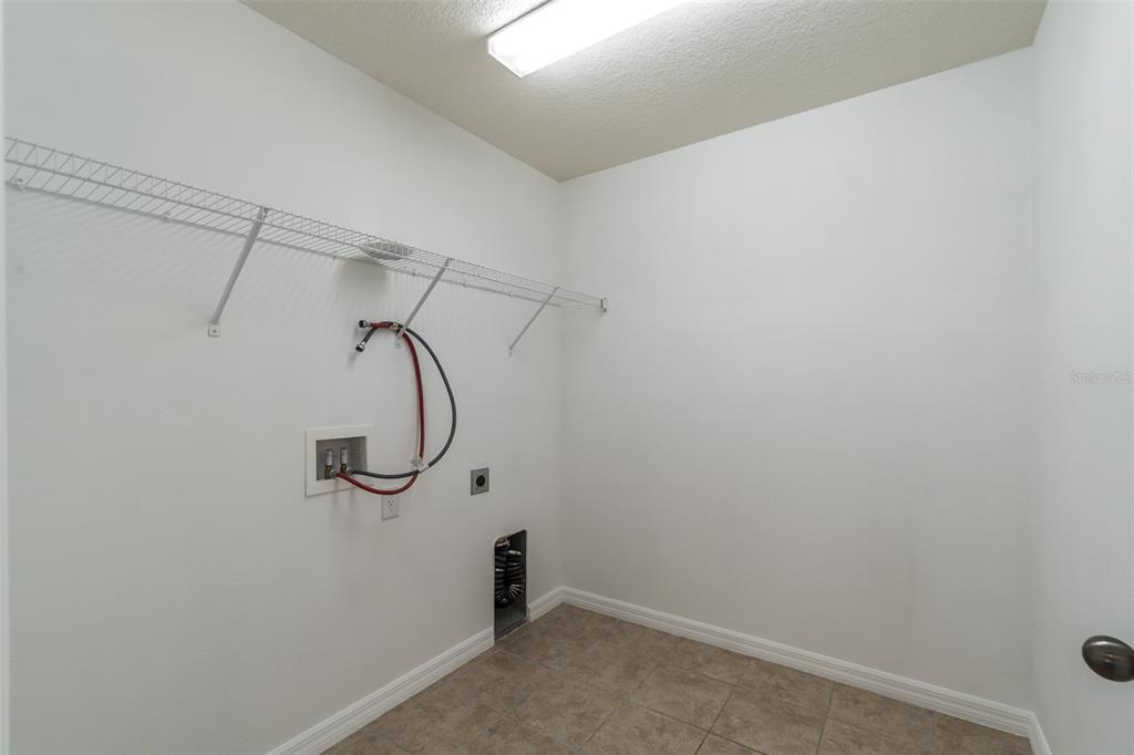 11220 Gold Compass Street Gibsonton, FL 33534 - Photo 16 of 17