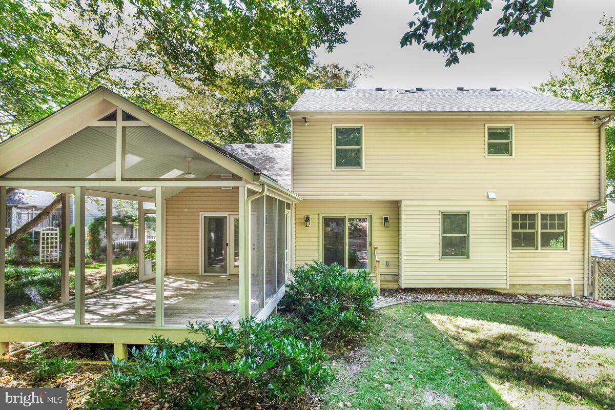 256 Pendleton Court Arnold, MD 21012 - Photo 35 of 37 Exterior Rear