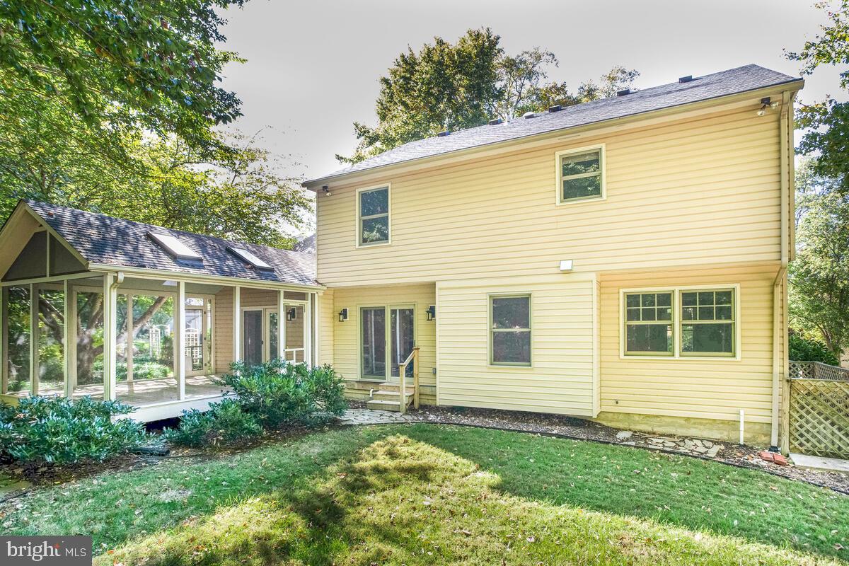 256 Pendleton Court Arnold, MD 21012 - Photo 36 of 37 Exterior Rear