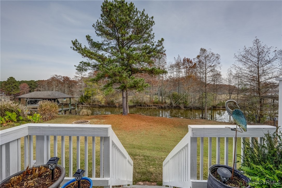 7266 Osprey Drive Lanexa, VA 23089 - Photo 3 of 35 View of yard featuring a water view