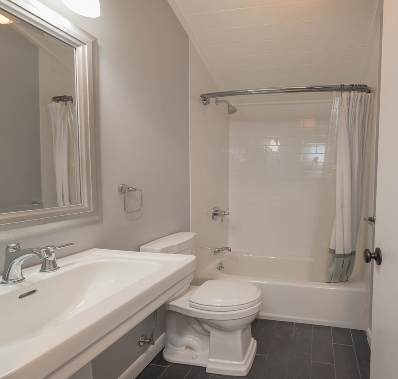 232 Mass Avenue Harvard, MA 01451 - Photo 26 of 40