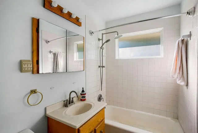 $220,000 | 11700 Troost Avenue, Kansas City, MO 64131