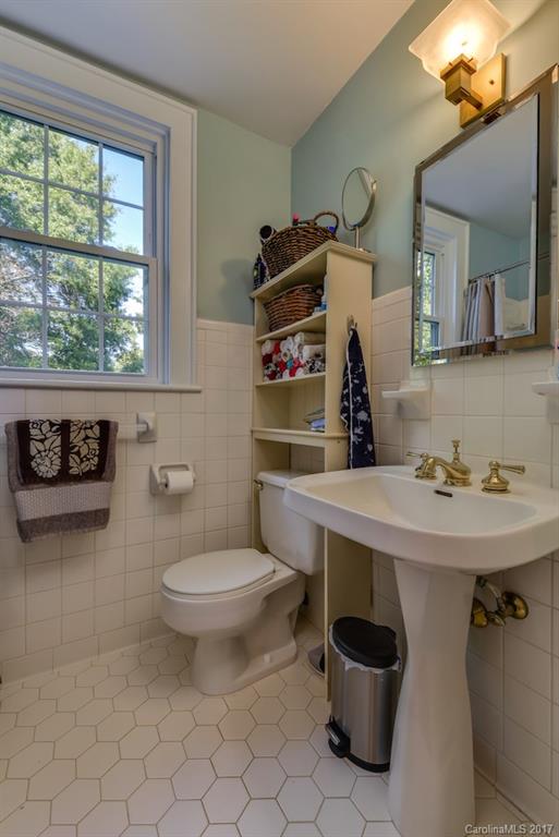 492 North Washington Street Rutherfordton, NC 28139 - Photo 16 of 21