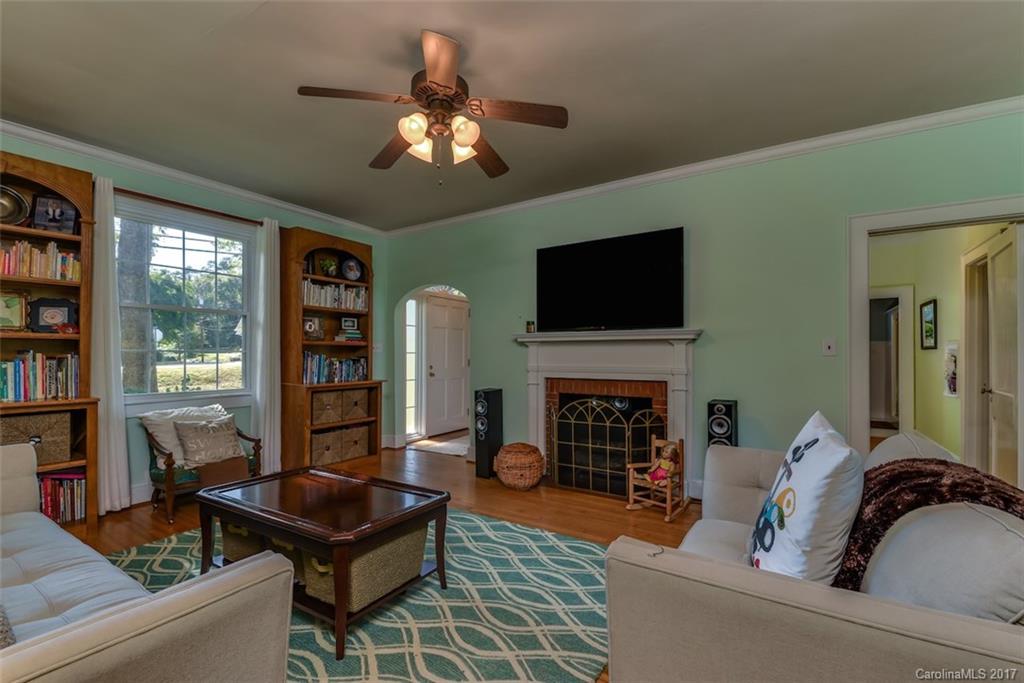 492 North Washington Street Rutherfordton, NC 28139 - Photo 5 of 21