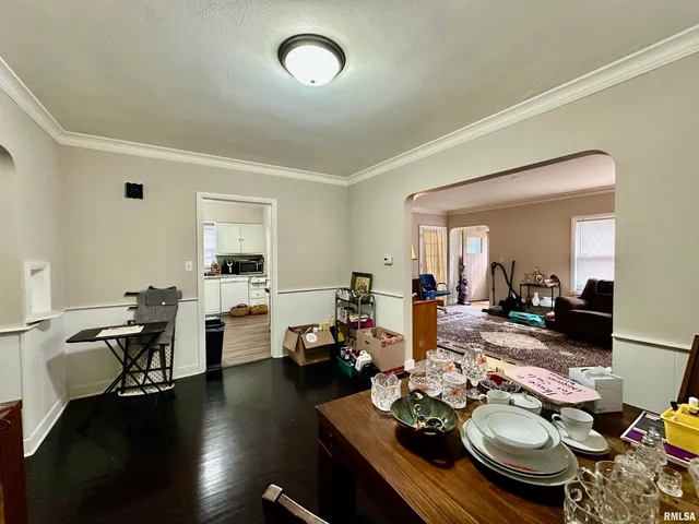 $165,000 | 401 West Forrest Hill Avenue, Peoria, IL 61604