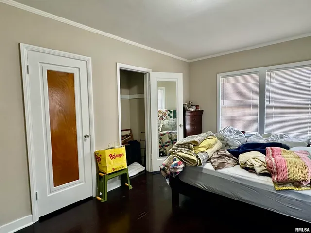 $165,000 | 401 West Forrest Hill Avenue, Peoria, IL 61604