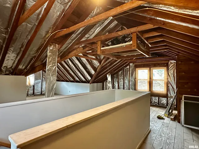 $165,000 | 401 West Forrest Hill Avenue, Peoria, IL 61604