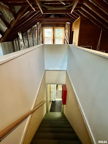 $165,000 | 401 West Forrest Hill Avenue, Peoria, IL 61604