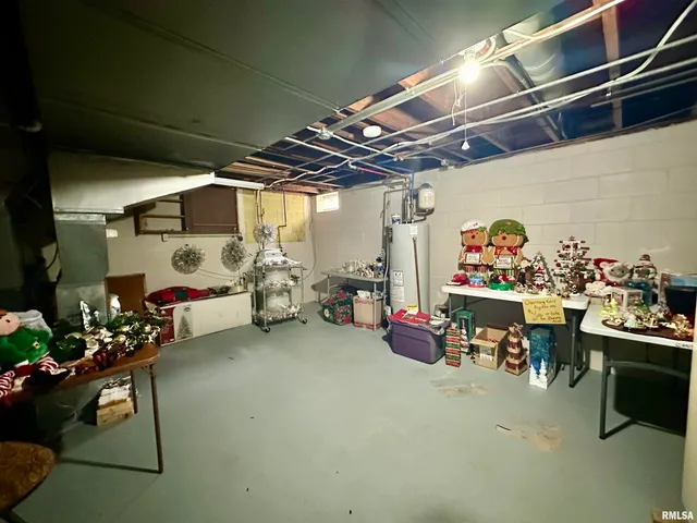 $165,000 | 401 West Forrest Hill Avenue, Peoria, IL 61604