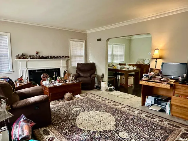 $165,000 | 401 West Forrest Hill Avenue, Peoria, IL 61604