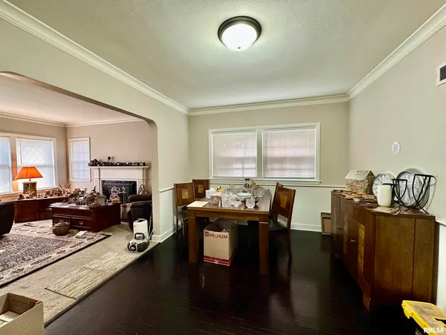 $165,000 | 401 West Forrest Hill Avenue, Peoria, IL 61604