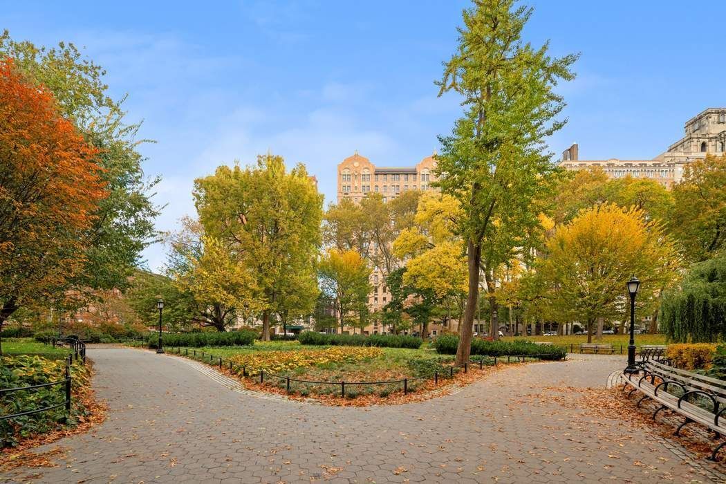 51 West 81st Street, Unit 5A Manhattan, NY 10024 - Photo 12 of 16 a view of a playground with basketball court