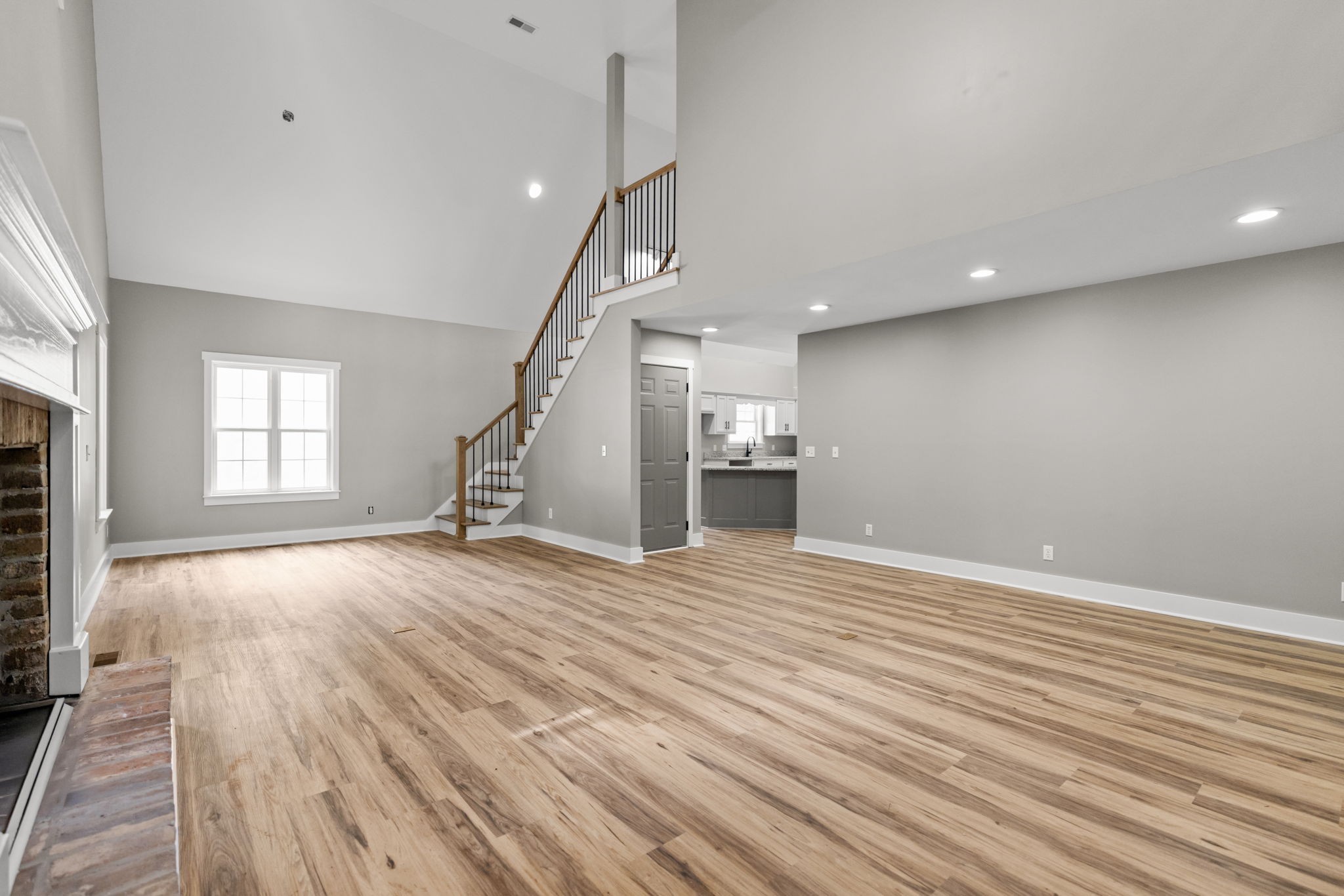 1530 Ridgeview Run Lynchburg, TN 37352 - Photo 19 of 67 wooden floor in an empty room with a window