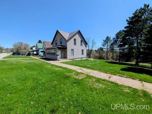 $140,000 | 737 Forest Avenue, Crystal Falls, MI 49920
