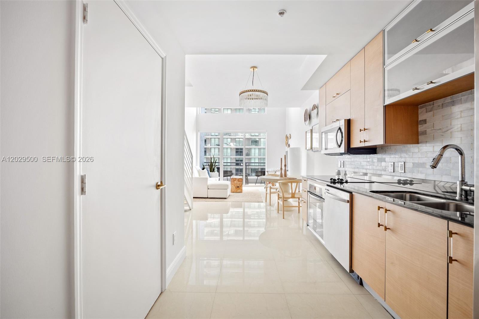60 Southwest 13th Street, Unit 3414 Miami, FL 33130 - Photo 3 of 24
