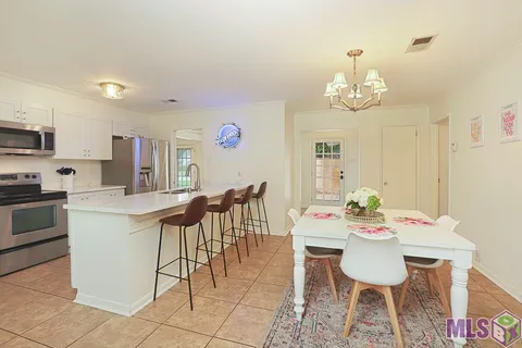 $299,000 | 633 College Hill Drive, Baton Rouge, LA 70808