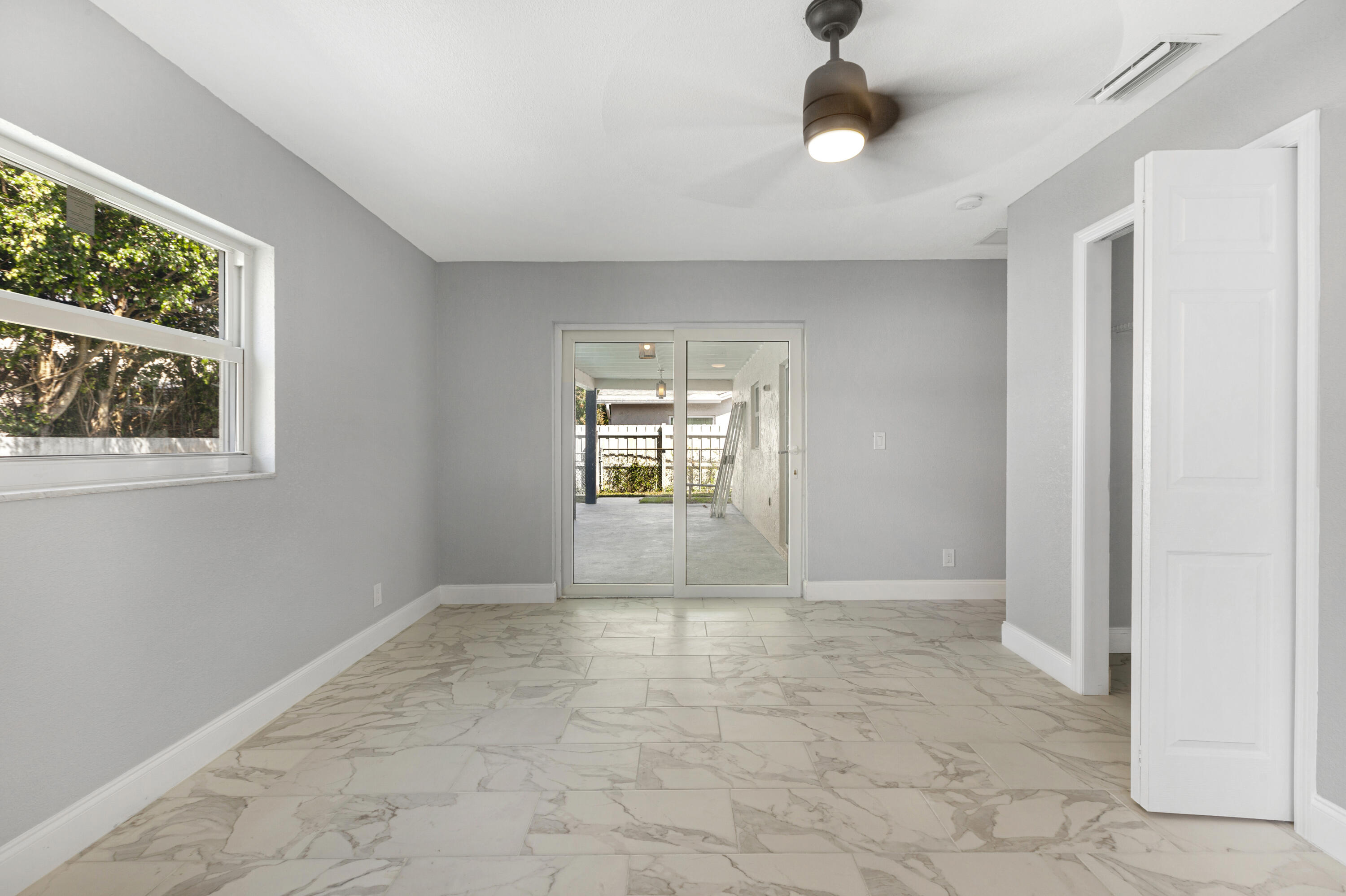 22848 Southwest 54th Way Boca Raton, FL 33433 - Photo 10 of 20 10