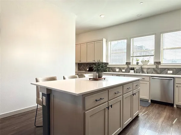 $3,400 | 2741 Levee Lane, Lewisville, TX 75067