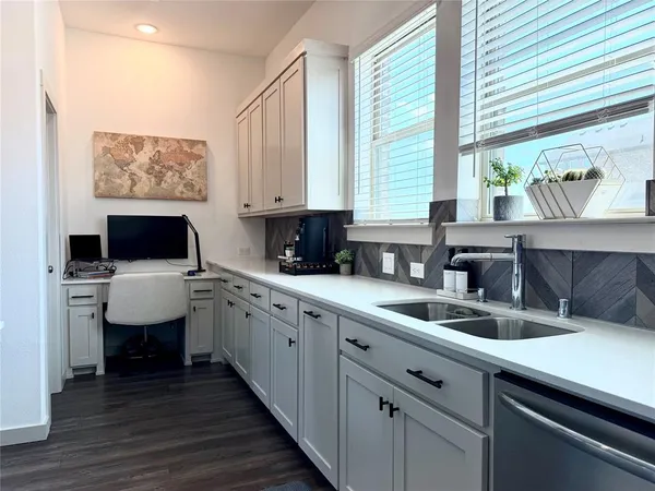 $3,400 | 2741 Levee Lane, Lewisville, TX 75067