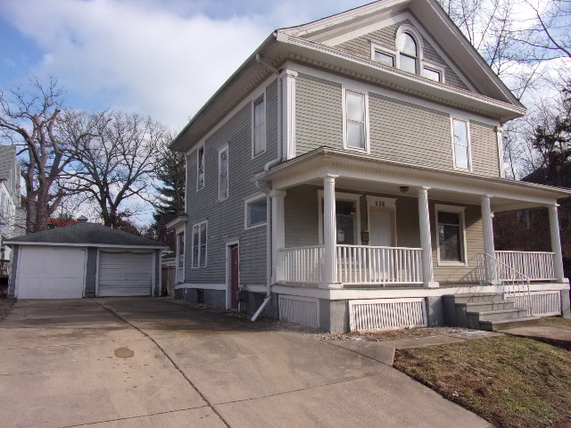 428 Powers Lane Decatur, IL 62522 - Photo 1 of 12