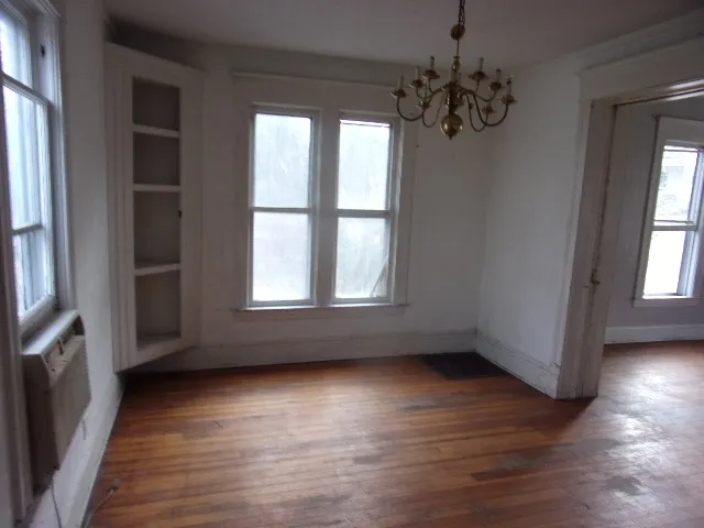 $39,000 | 428 Powers Lane, Decatur, IL 62522