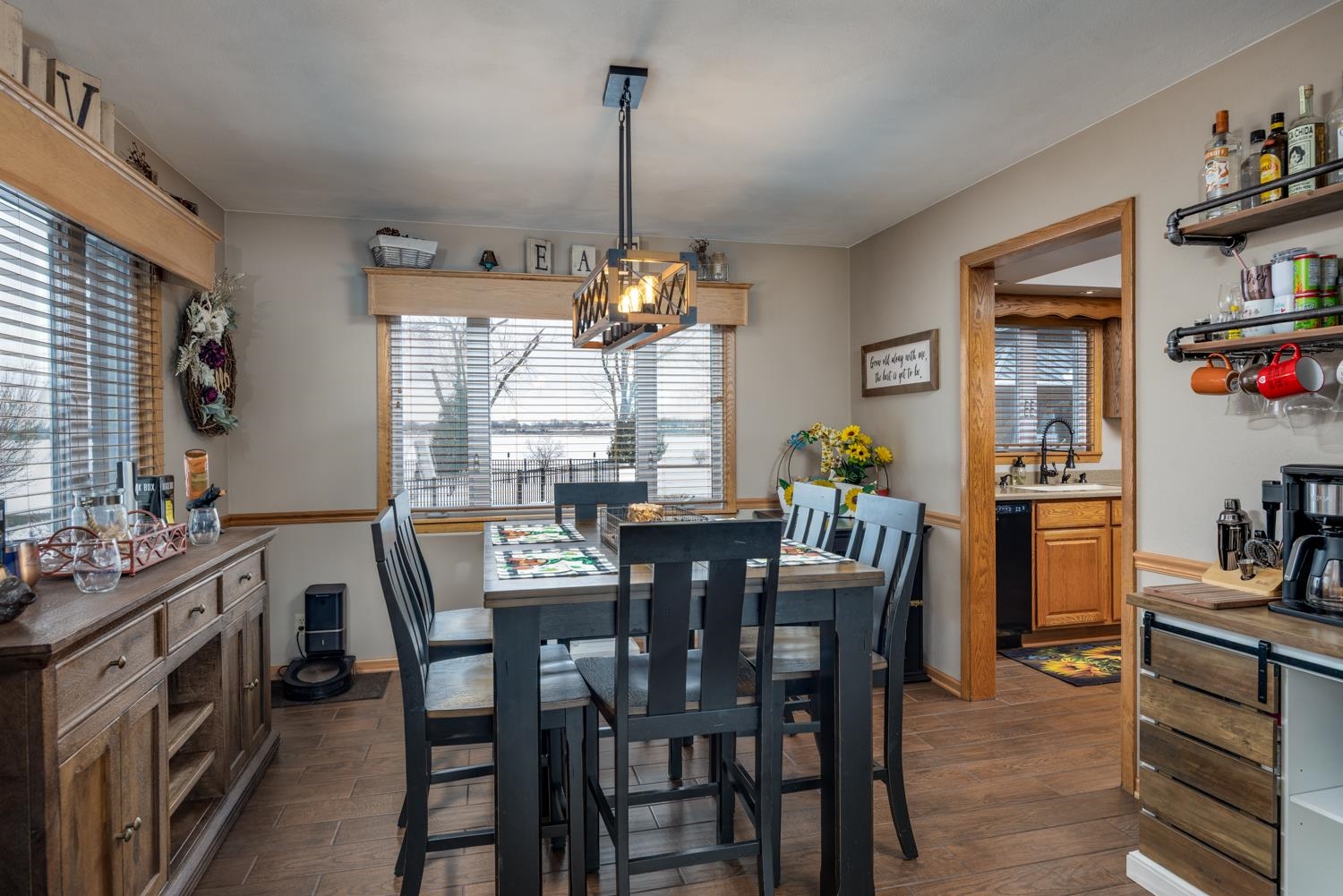 2414 West Avalon Road Janesville, WI 53546 - Photo 11 of 45