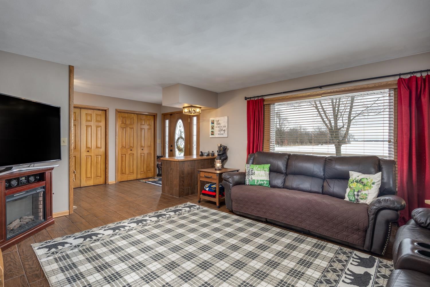 2414 West Avalon Road Janesville, WI 53546 - Photo 9 of 45