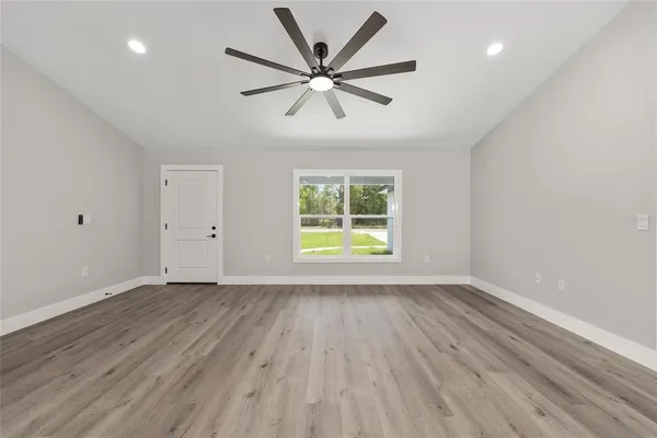 $297,000 | 5 Malauka Loop Track, Ocklawaha, FL 32179