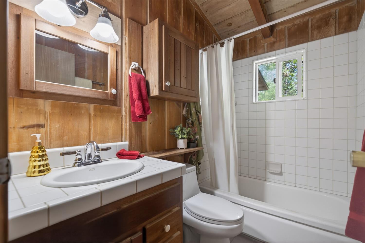 7207 Wentworth Springs Road Georgetown, CA 95634 - Photo 15 of 33