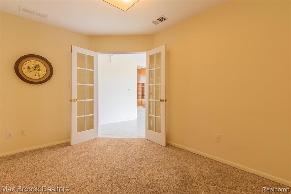 2355 West Wattles Road Troy, MI 48098 - Photo 32 of 53