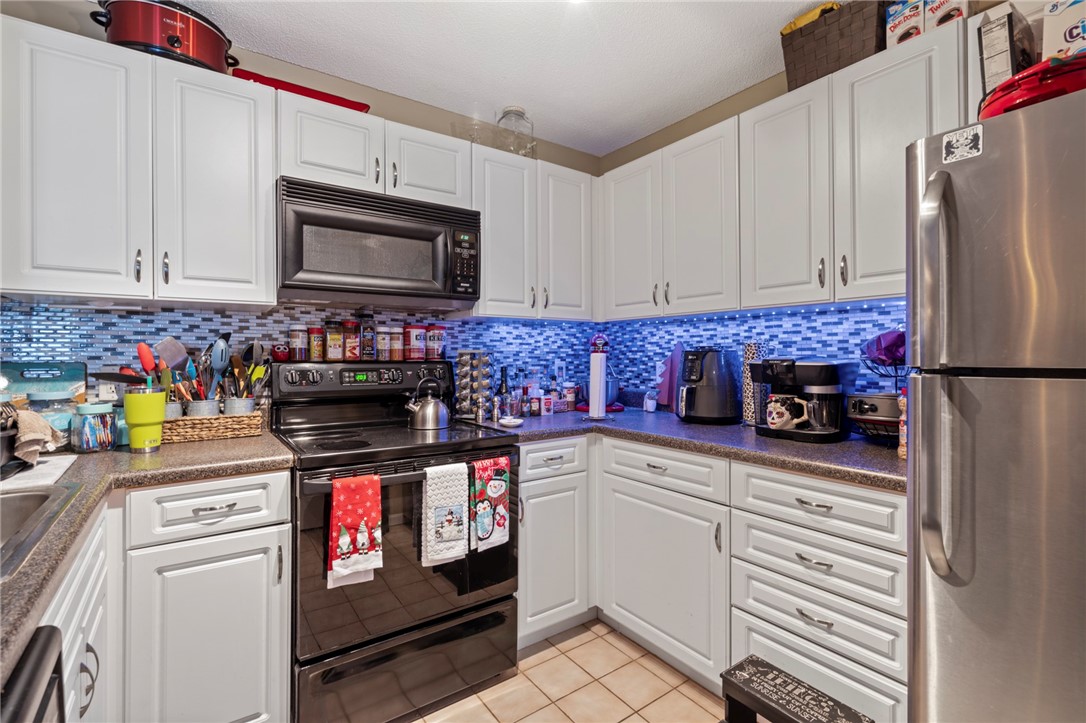 104 Mill Street, Unit 304 Woonsocket, RI 02895 - Photo 5 of 16 Gallery Image 5