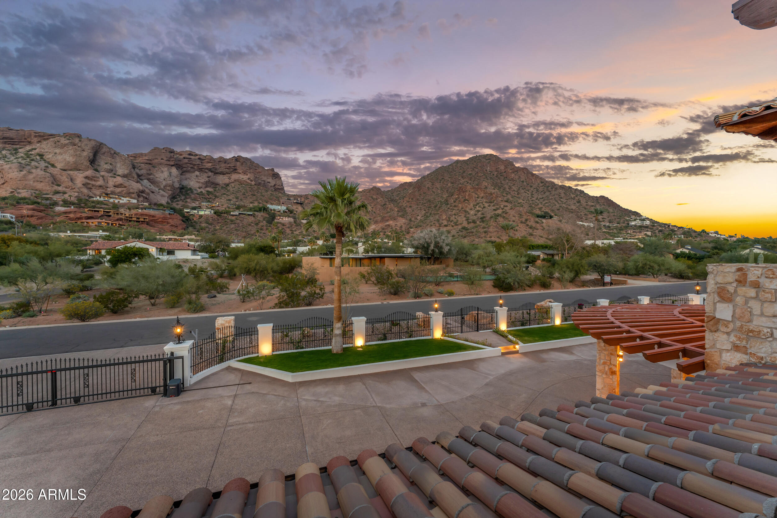 4937 East Rockridge Road Phoenix, AZ 85018 - Photo 49 of 126