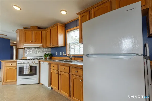 $85,000 | 60 Lions Way, Windham, CT 06256